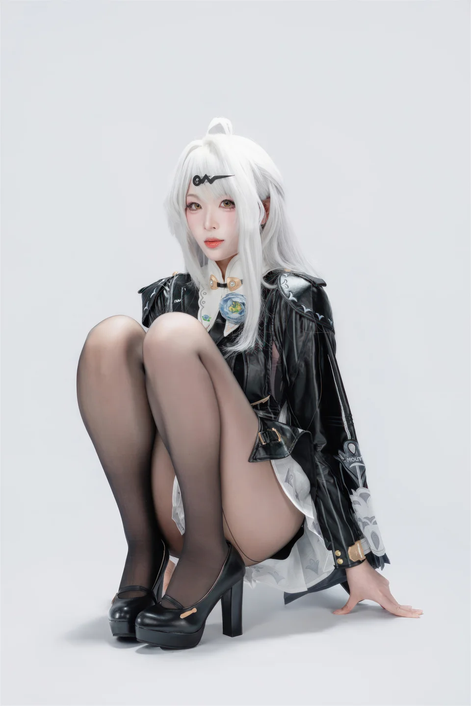 轩萧学姐_No_081_绝区零·仪玄_墨形影踪_100P_378MB tg@simisebaisi 【丝足阁】043.webp